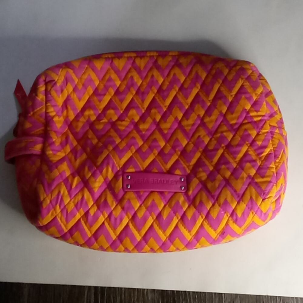 Vera Bradley Ziggy Zag Pink/Orange Lined Zippered Cosmetic Bag Makeup Beauty